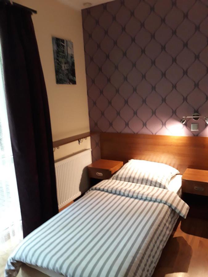 Bed & Breakfast Green Roof Rybarzowice  Exterior foto
